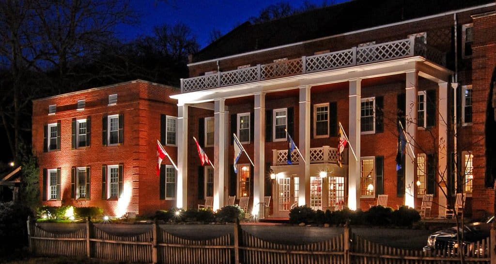 Country Inn & Spa in Berkeley Springs, WV DISCOVER BERKELEY SPRINGS